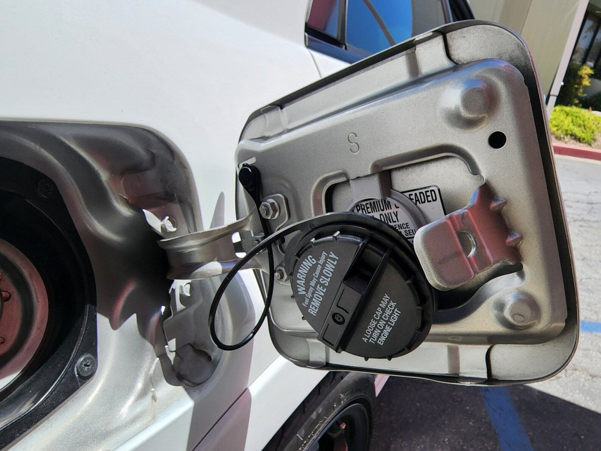 How Important Is A Fuel Cap To Your Vehicle s Performance Subimods how-important-is-a-fuel-cap-to-your-vehicle-s-performance-subimods