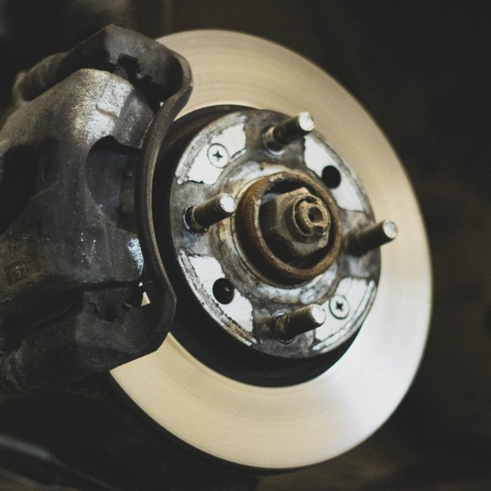 Symptoms That Tell You When to Replace Your Brakes - Subimods.com