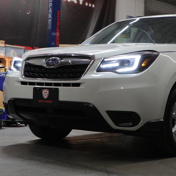 Spyder Signature Projector Headlights w/ Black Base, Sequential LED Turn Signal & Switch Back Light Bar 2014-2018 Forester Halogen Models Only