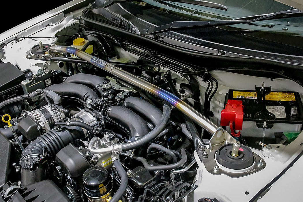 Carbing Front Strut Tower Bar Titanium 2013 - 2024 BRZ / 2013 - 2016 FRS / 2017 - 2021 GT86 / 2022 - 2024 GR86 - 618 - 065 - 2 - Subimods.com