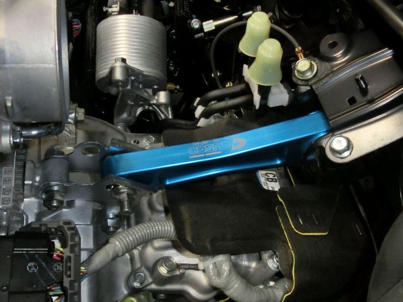 Cusco Pitch Stop Mount Blue 2002 - 2024 WRX / STI / Legacy GT / Forester XT - 6A1-911-PS - Subimods.com
