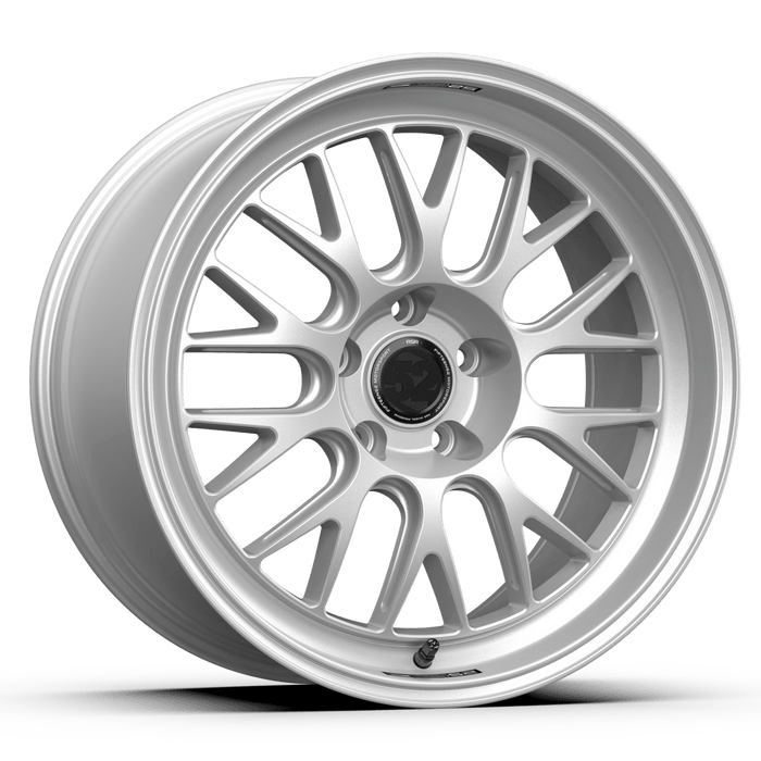 fifteen52 Holeshot RSR Radiant Silver 18x9 5x100 42mm Offset - RSHRS-89050+42 - Subimods.com