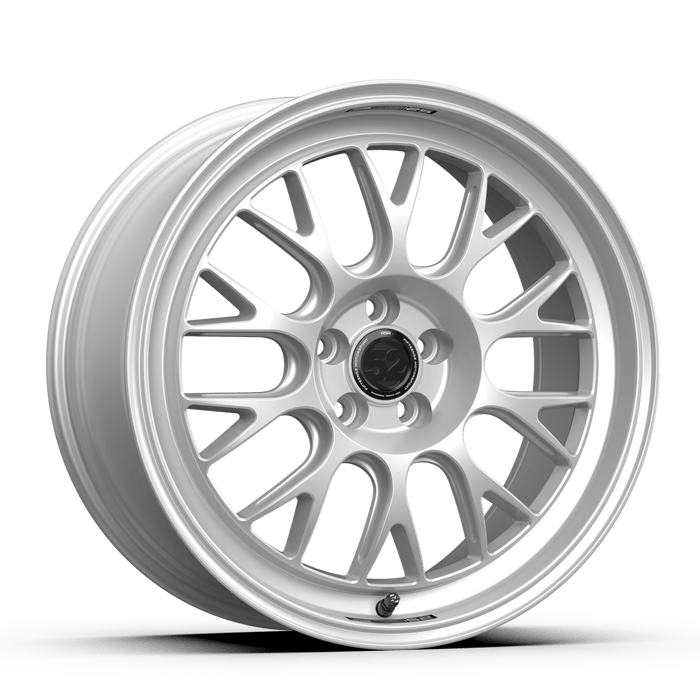 fifteen52 Holeshot RSR Radiant Silver 18x9 5x100 42mm Offset - RSHRS-89050+42 - Subimods.com