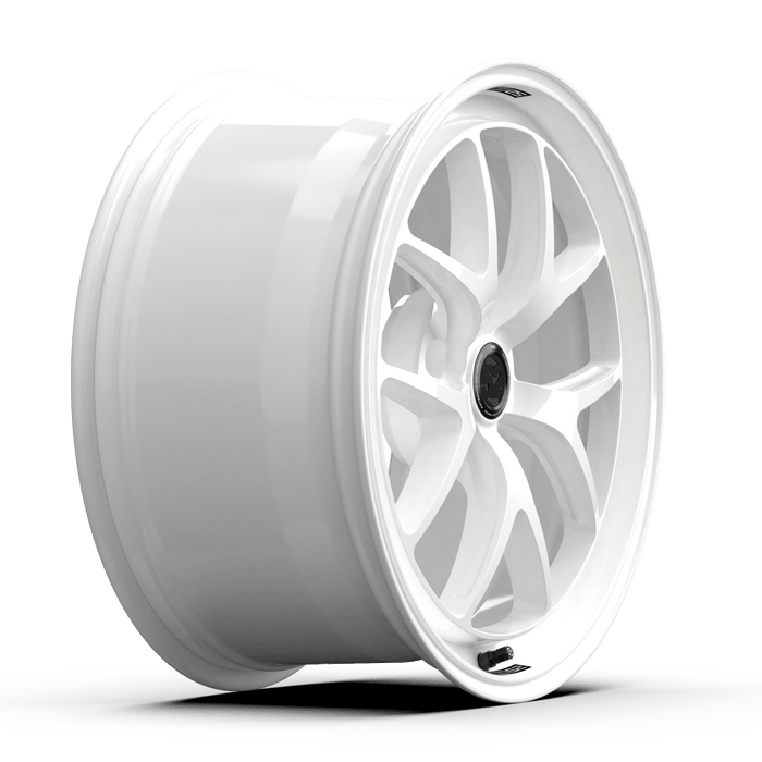 fifteen52 Sector RSR Rally White 19x9.5 5x114.3 38mm Offset 2015 - 2024 WRX / 2011 - 2021 STI - RSSRW-99554+38 - Subimods.com