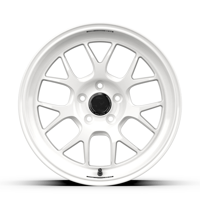 fifteen52 Vertex RSR Rally White 18x9.5 5x114.3 38mm Offset 2015 - 2024 WRX / 2011 - 2021 STI - RSARW-89554+38 - Subimods.com