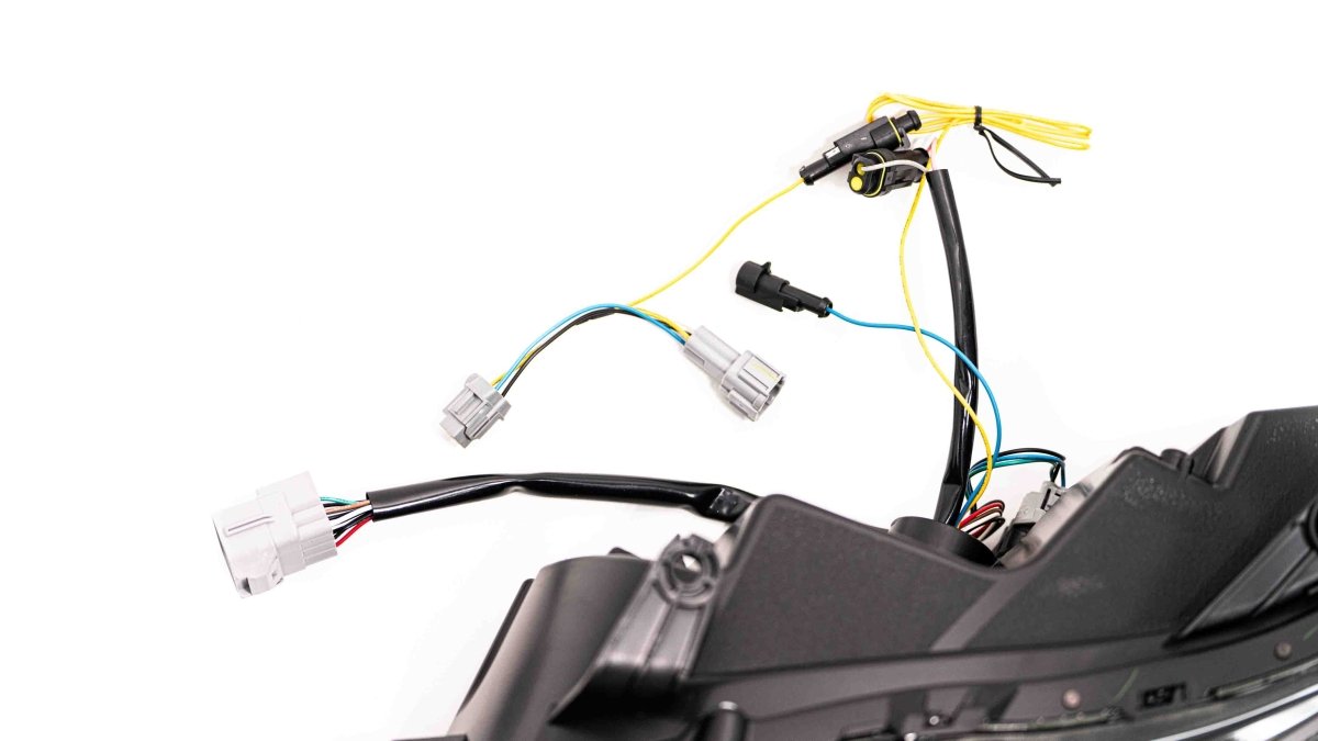 Molded Innovations Premium Series Sequential LED Headlights w/ Red Accent 2015 - 2017 WRX / 2015 - 2017 STI / 2018 - 2021 WRX Base & Premium - 520 - SB002AS01 - 01 - Subimods.com