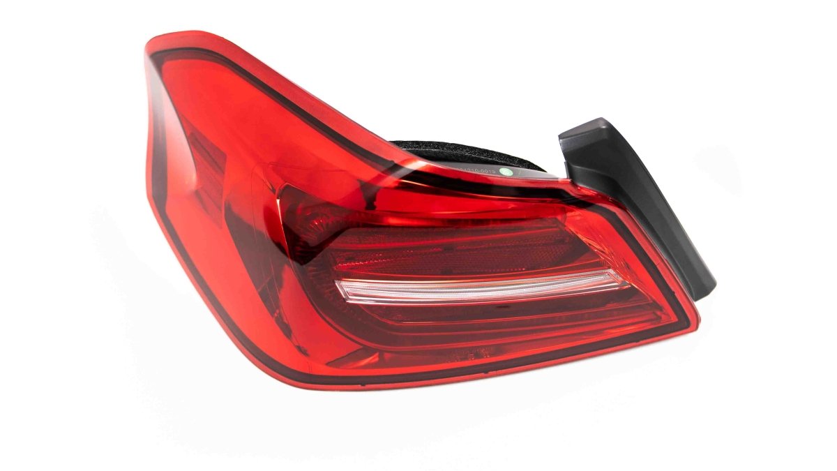 Molded Innovations Premium Series Sequential Tail Lights w/ Red Lens 2015 - 2021 WRX / 2015 - 2021 STI - 511 - SB001AS01 - 04 - Subimods.com