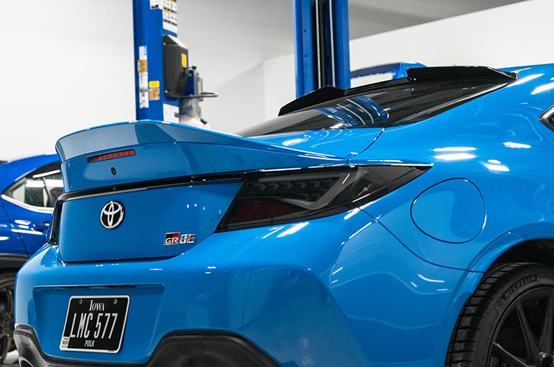 OLM Scythe Style LED Taillights Smoke Lens, Black Base, White Bar 2022-2025 BRZ / GR86 - OLME.49003.3 - Subimods.com