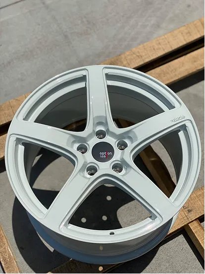 Option Lab Wheels R555 Onyx White 5x114.3 18x9.5 38mm Offset - L55 - 89565 - 38 - WHT - Subimods.com