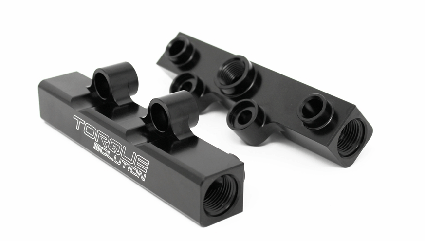 Torque Solution V2 Top Feed Fuel Rail Black 2002 - 2014 WRX / 2007 - 2021 STI / 2008 - 2012 Legacy GT / 2006 - 2013 Forester XT - TS - SU - 400BK.2 - Subimods.com