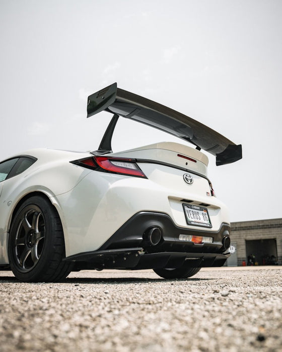 Verus Engineering UCW Swan Neck Rear Wing Kit w/ Carbon End Plates 2022 - 2025 BRZ / 2022 - 2025 GR86 - A0738A-CRB - Subimods.com