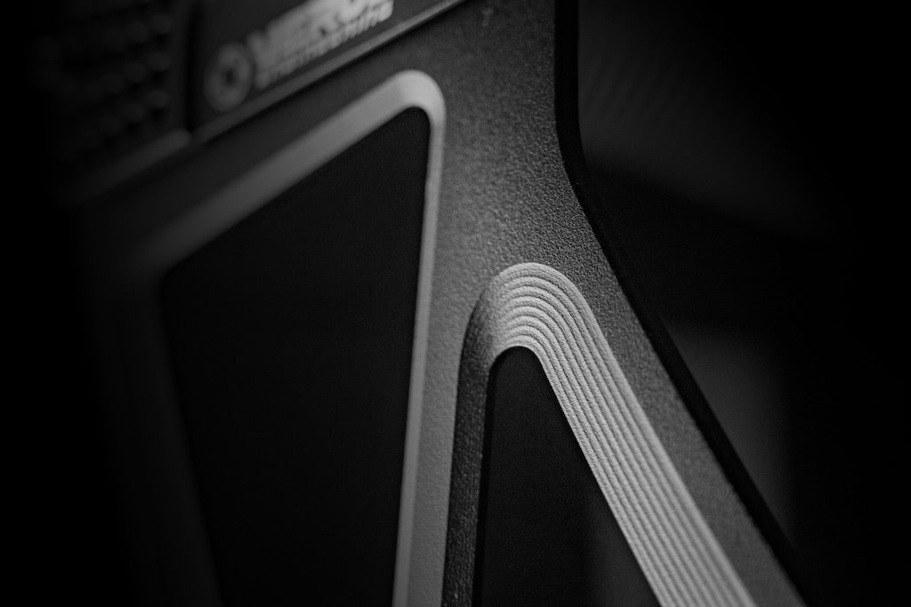 Verus Engineering UCW Wing Bottom Mount w/ Carbon Fiber End Plates 2022 - 2025 WRX - A0609A-CRB - Subimods.com