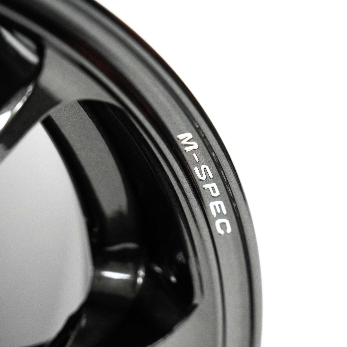Volk Racing ZE40 M-Spec Diamond Dark Gunmetal 18x9.5 +39mm 5x114.3