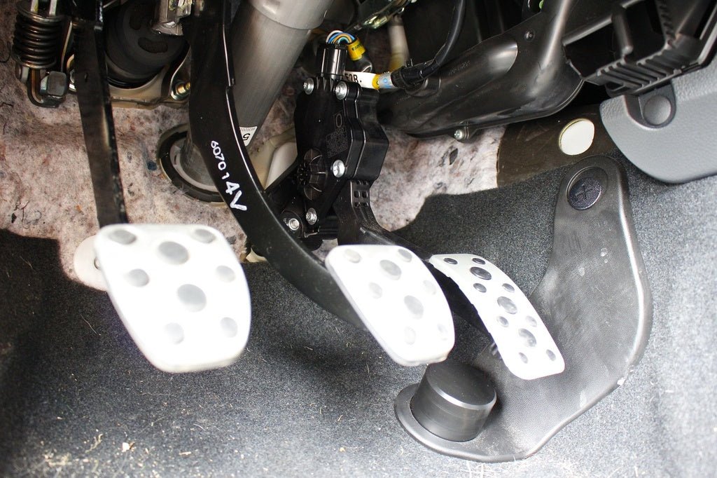 gas pedal spacer Verus Engineering Throttle Pedal Spacer Black 2015-2021 WRX / 2015-2021 STI